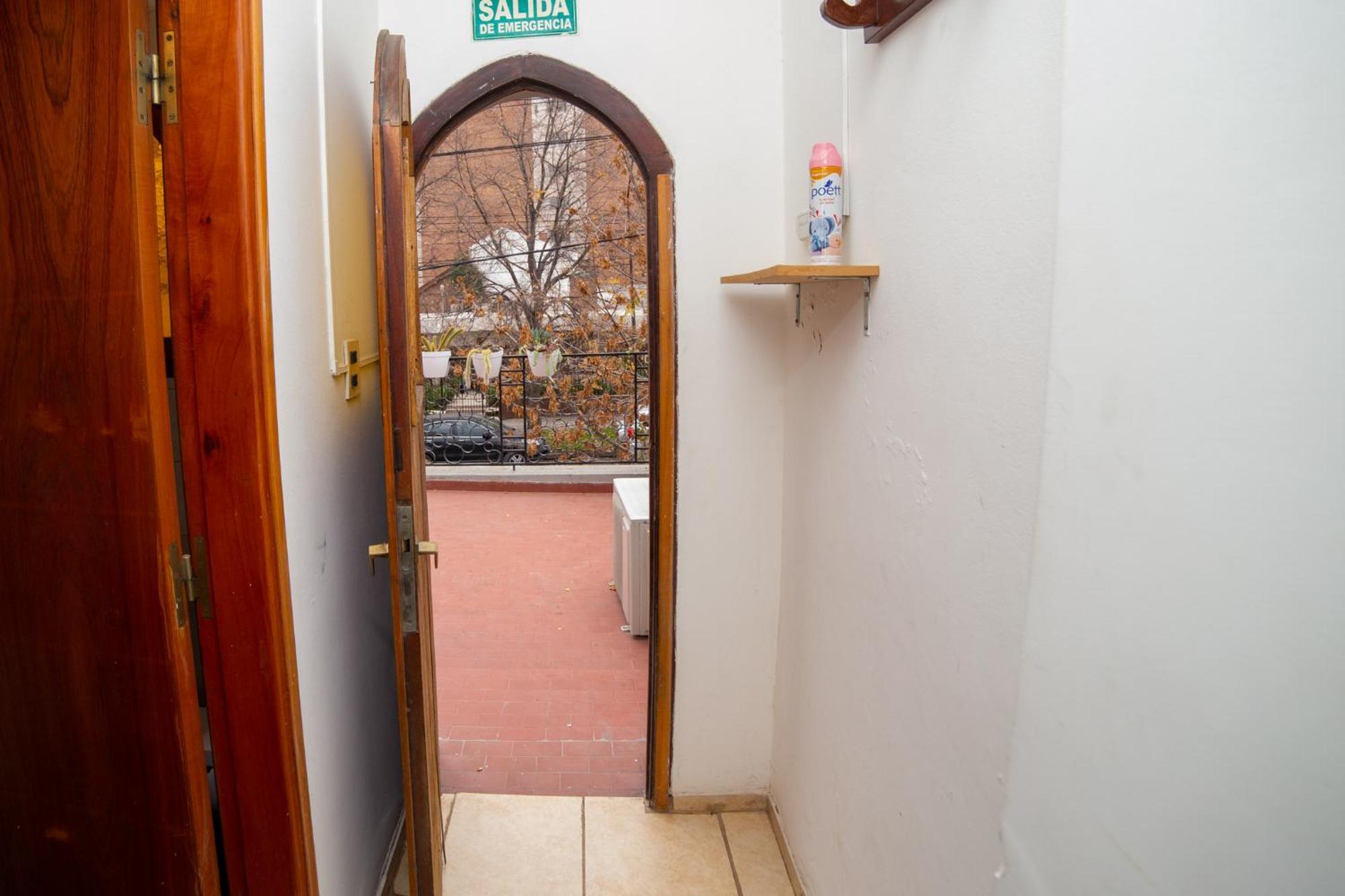 Hostel Punto Patagonico Неукен Екстер'єр фото