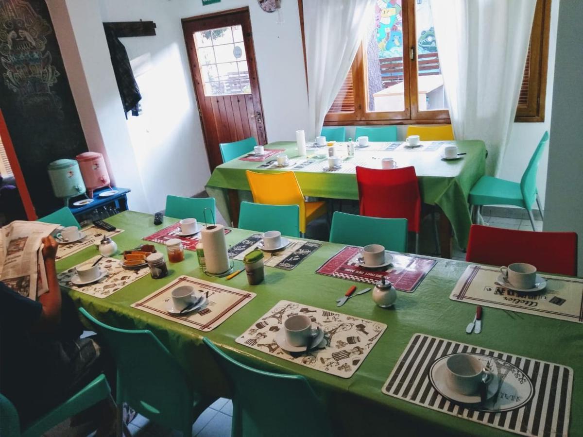 Hostel Punto Patagonico Неукен Екстер'єр фото