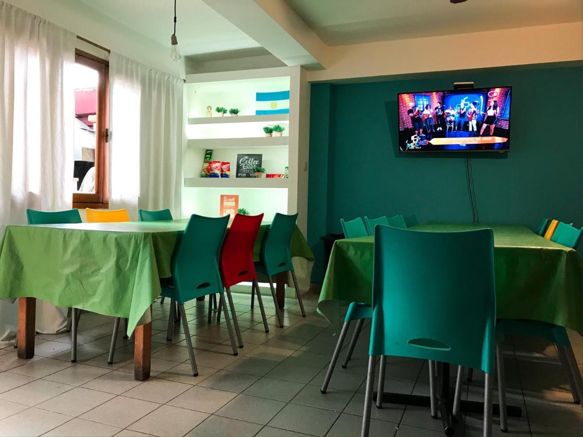 Hostel Punto Patagonico Неукен Екстер'єр фото