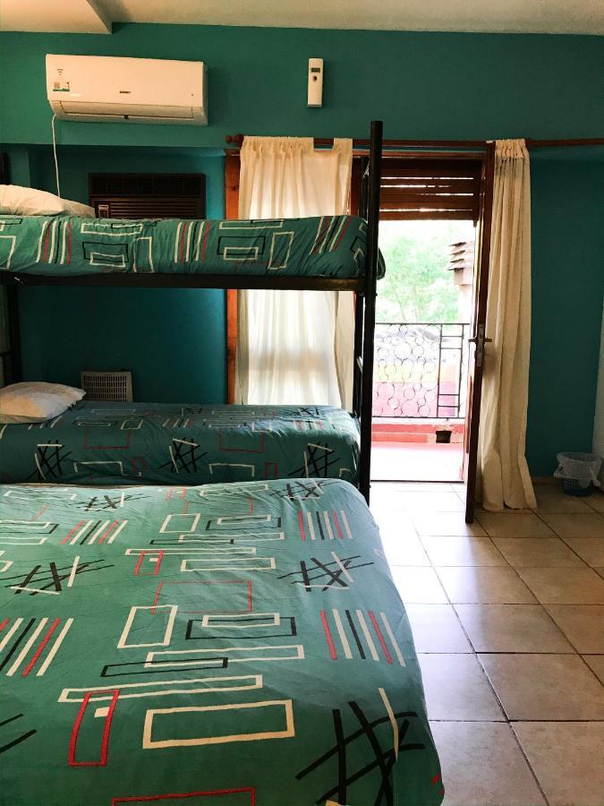 Hostel Punto Patagonico Неукен Екстер'єр фото